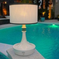 Bracelet-wireless-outdoor-table-lamp-Live-anywhere-inc