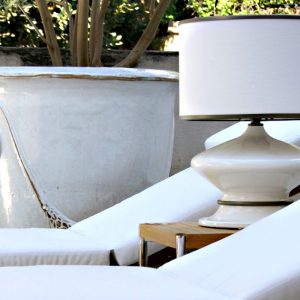 Eleanora-wireless-outdoor-table-lamp-Live-anywhere-inc