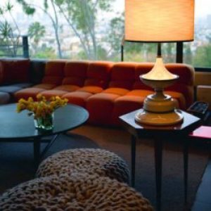 Franchesca-wireless-outdoor-table-lamp-Live-anywhere-inc